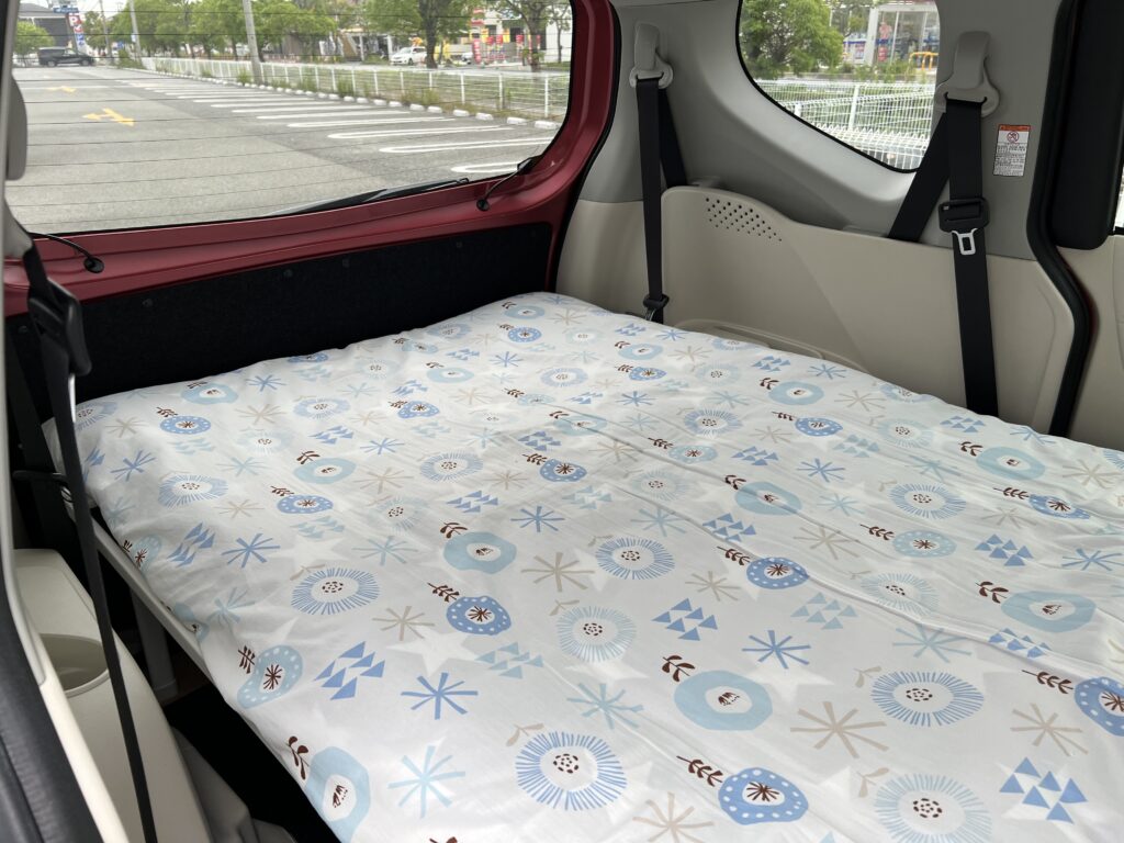 シエンタ 7人乗り用車中泊 ベッド - 広島県の家具
